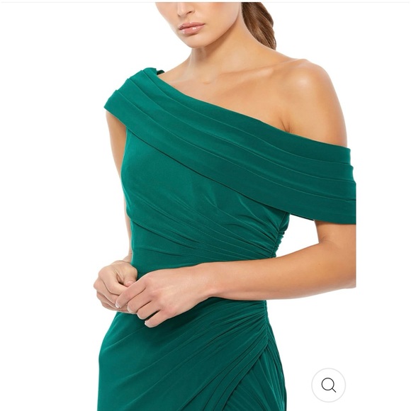 Mac Duggal OFF-THE-SHOULDER SLIT GOWN Emerald Sz 10 - Picture 3 of 4
